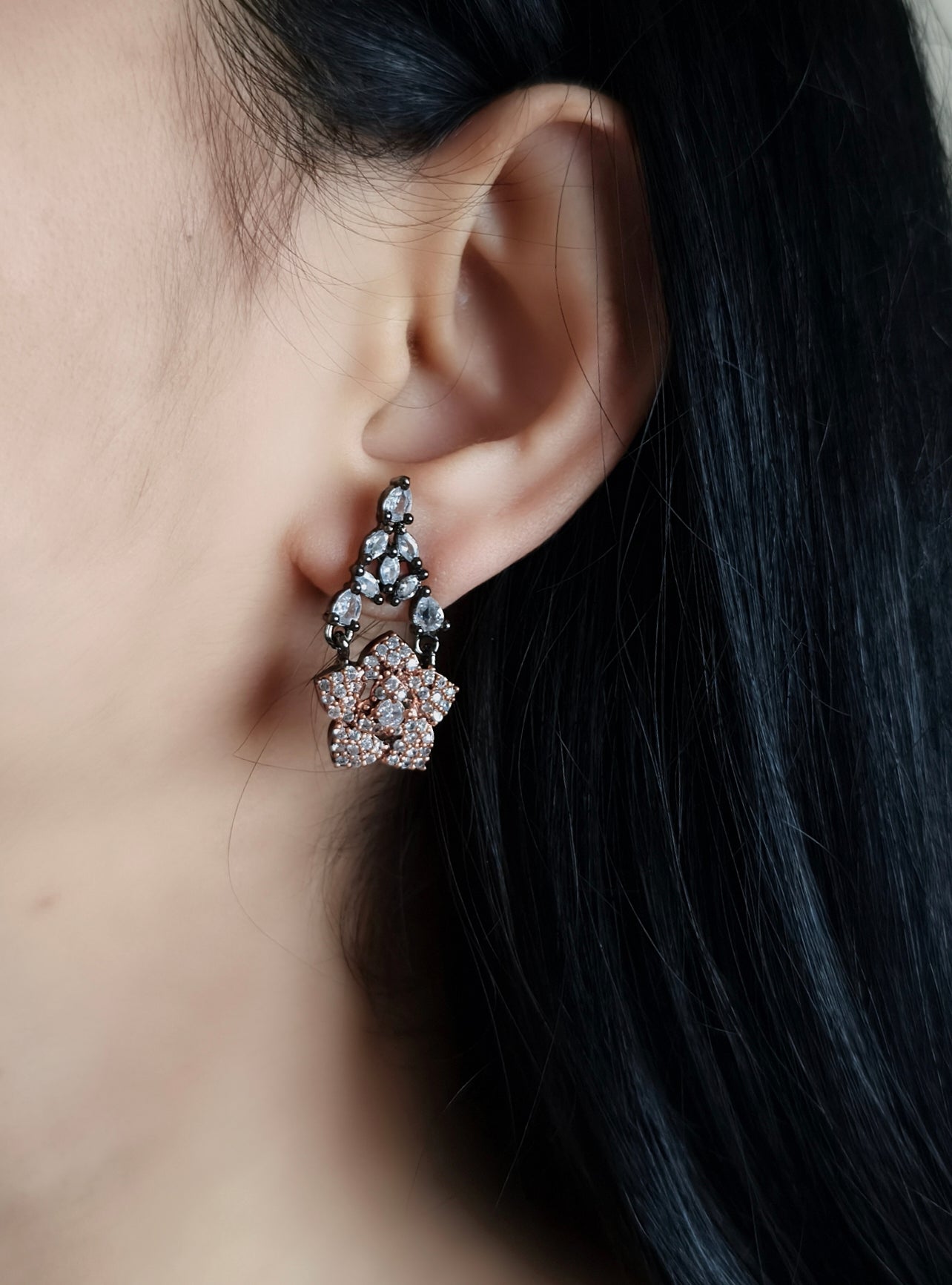Black & Rose Gold Metal American Diamond Necklace