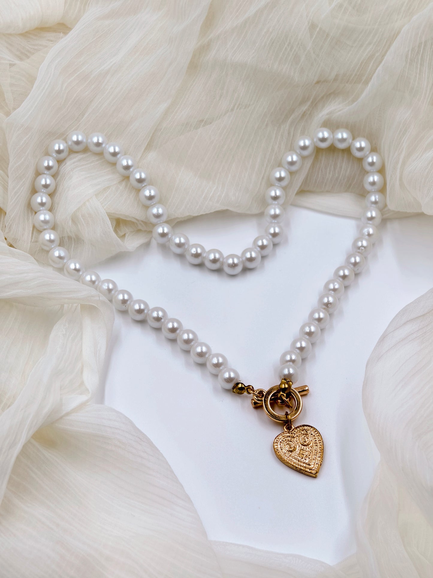White pearl Neck chain