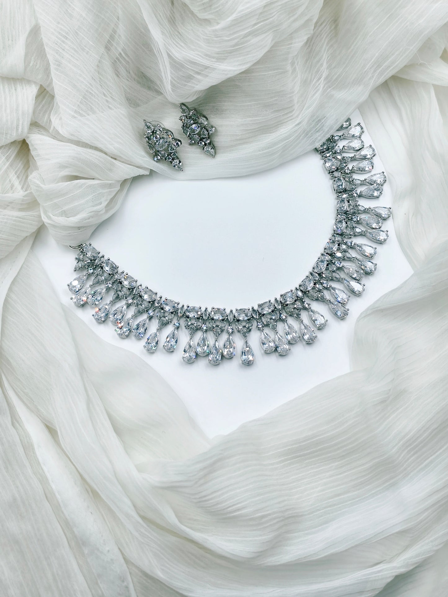 White Stone Amercian Diamond Necklace