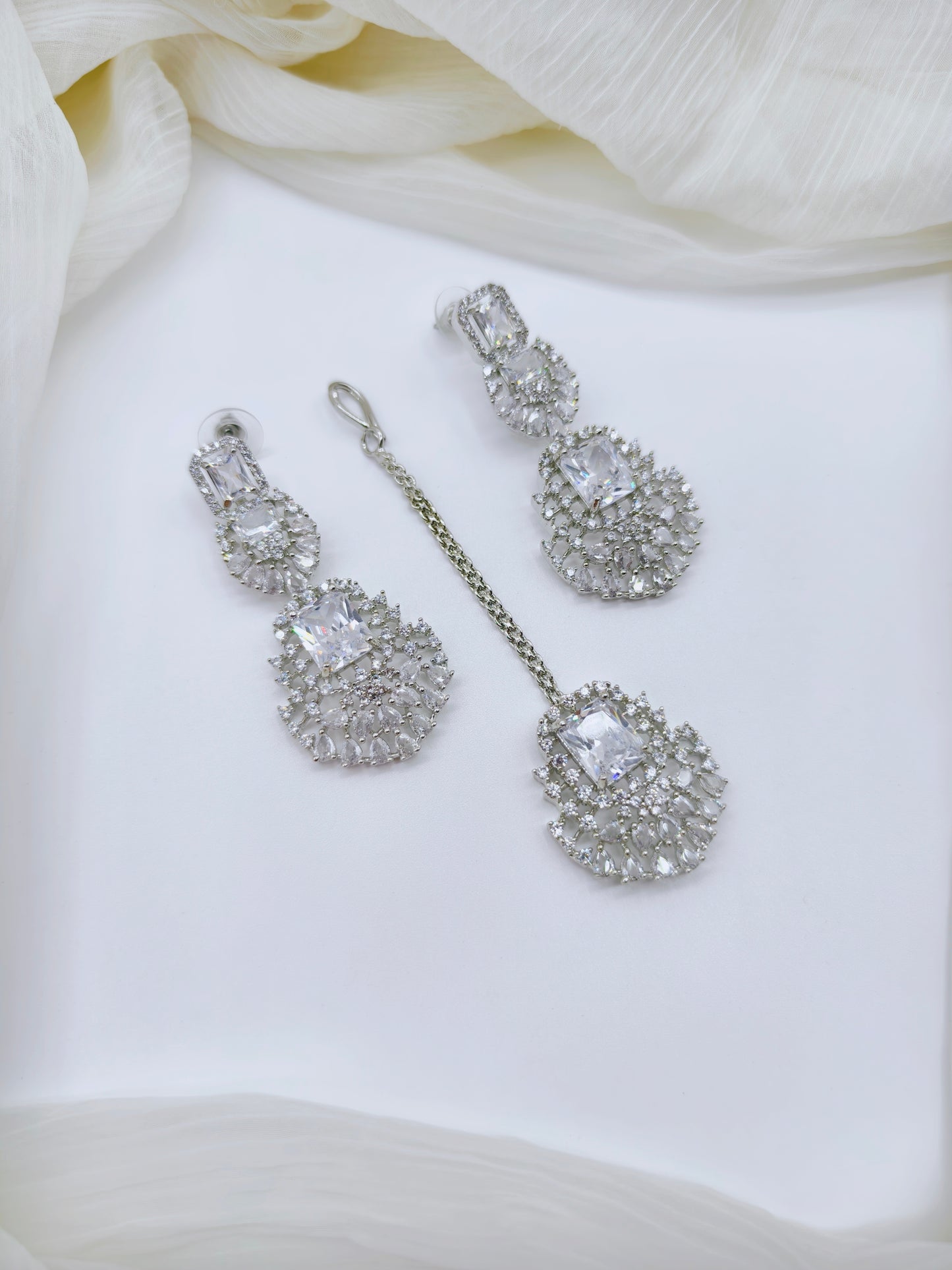 White Stone American Diamond Necklace Set