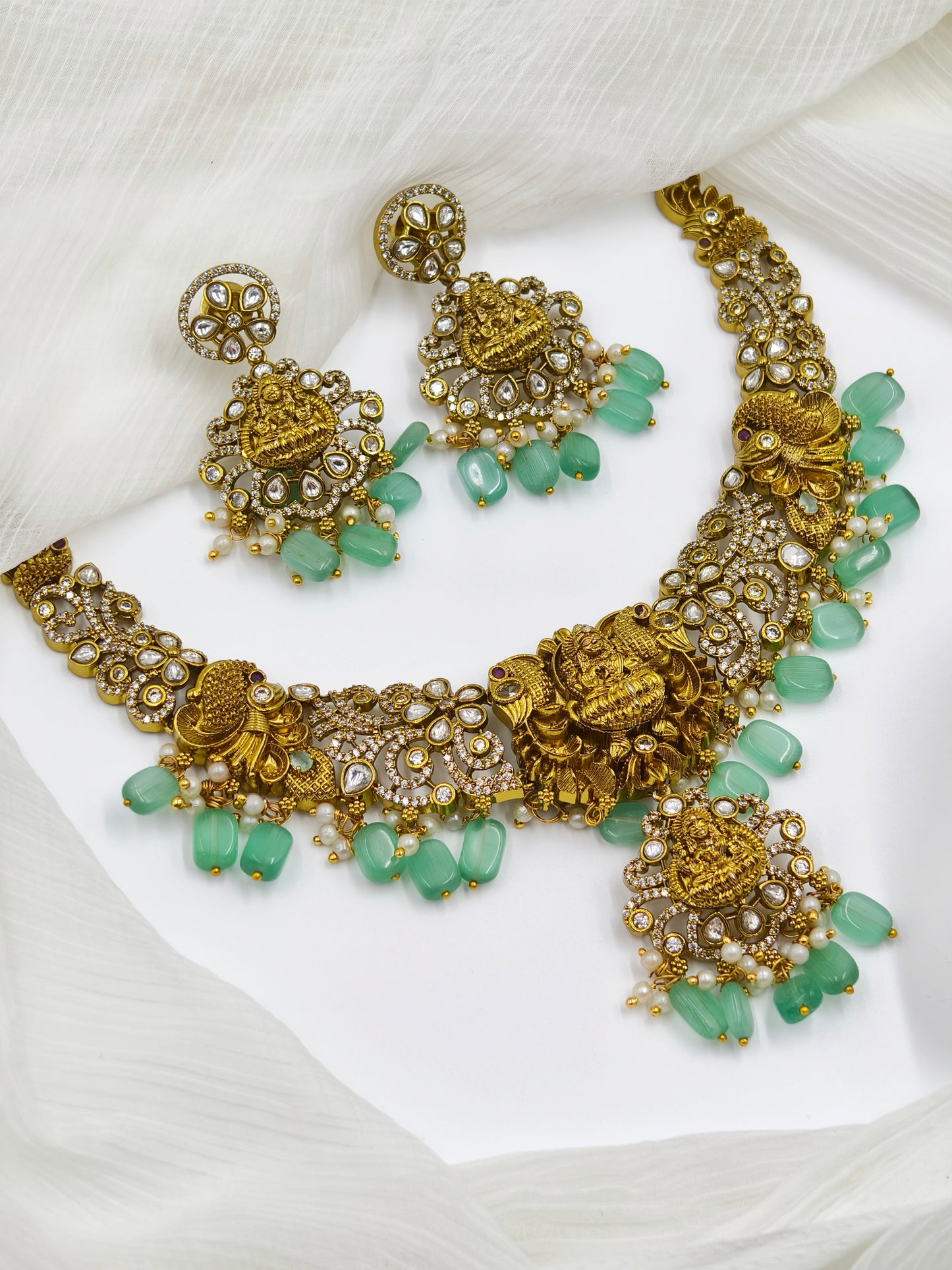 Premium Victorian American Diamond Necklace Set